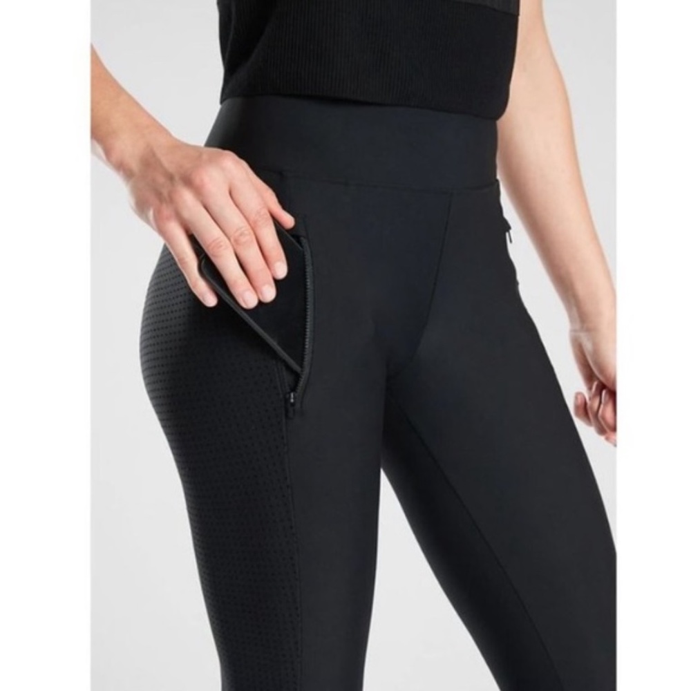 NWT Athleta Stellar Crop Pant // Black - Picture 3 of 7